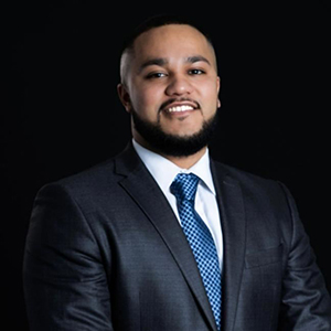 Daniel Contreras, Financial Professional