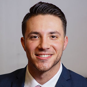 Matt Armendinger, Financial professional